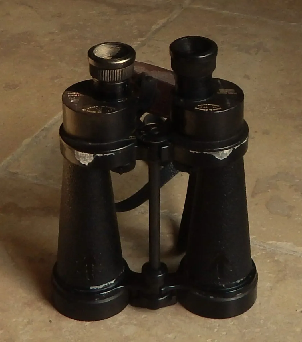 WW2 Barr & Stroud 7X CF41 Military Binoculars - Image 2