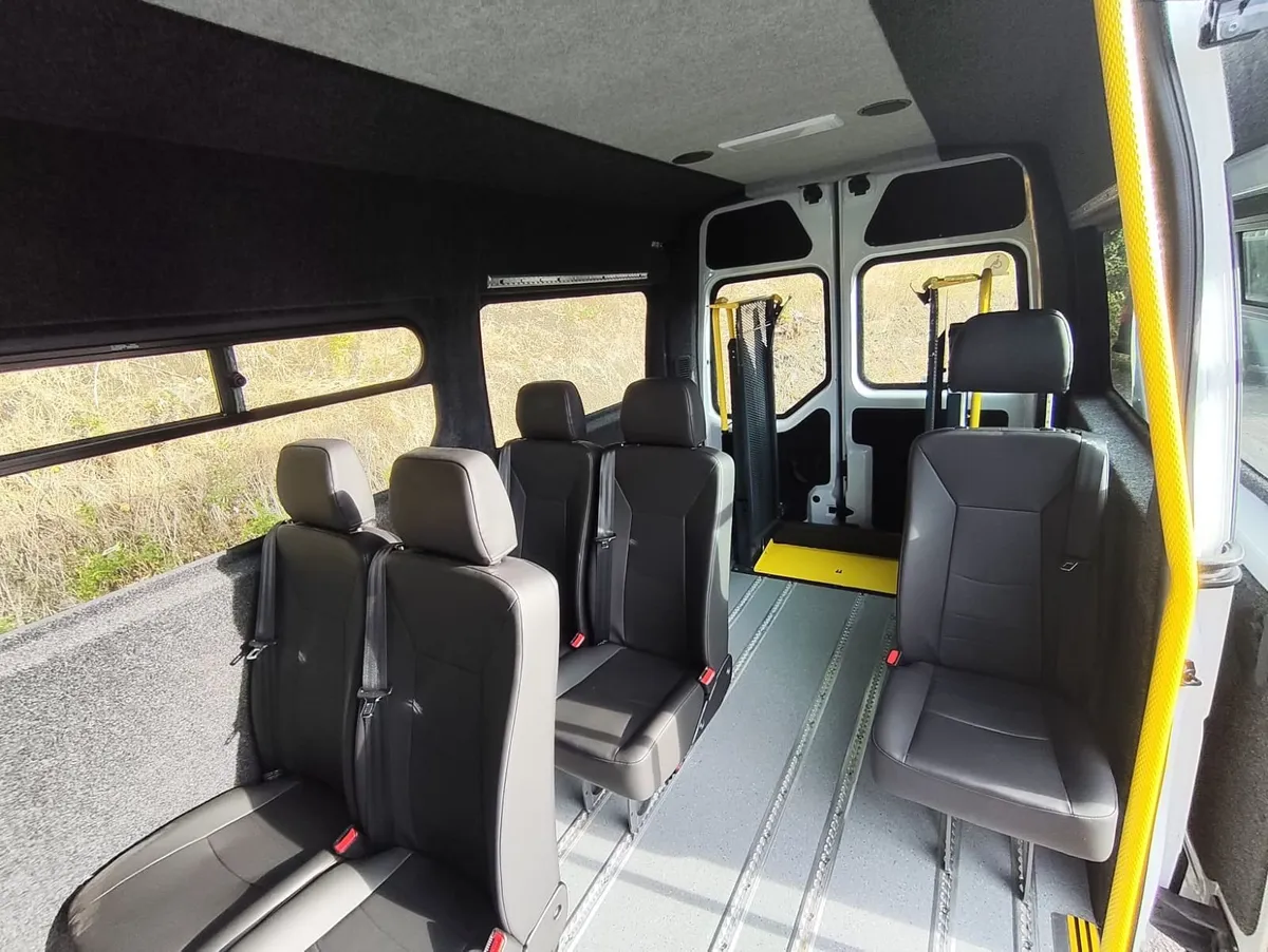 ELECTRIC  Renault Master Wheelchair Accessible Bus - Image 3