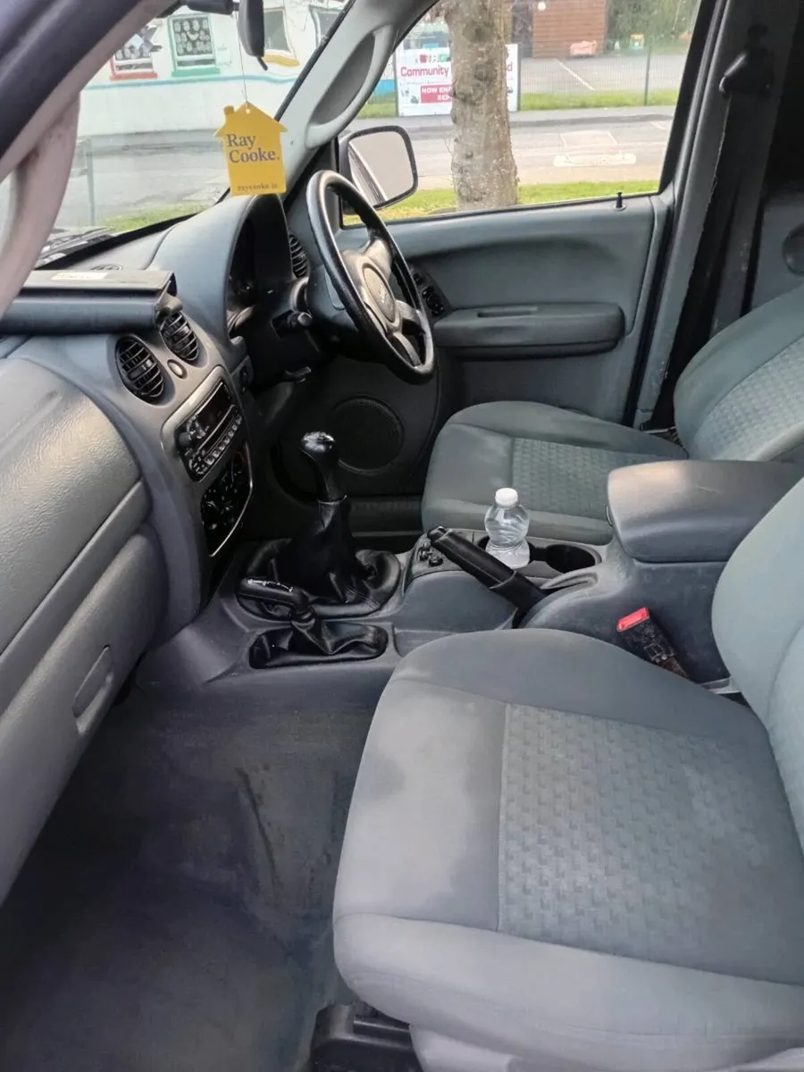 Cherokee 2.8 dsl€333TAX NEW DOE 3/27 - Image 4