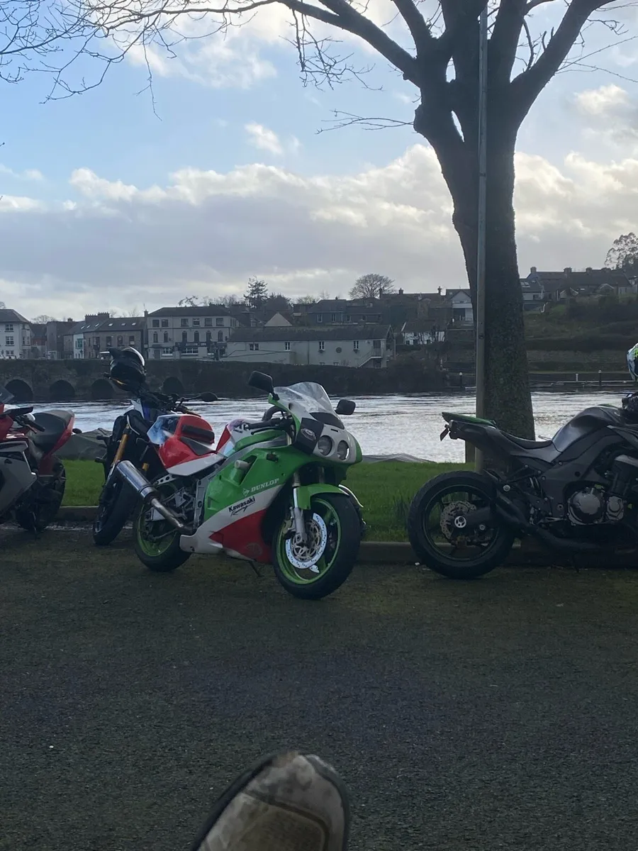 zxr400 h 1989 - Image 1