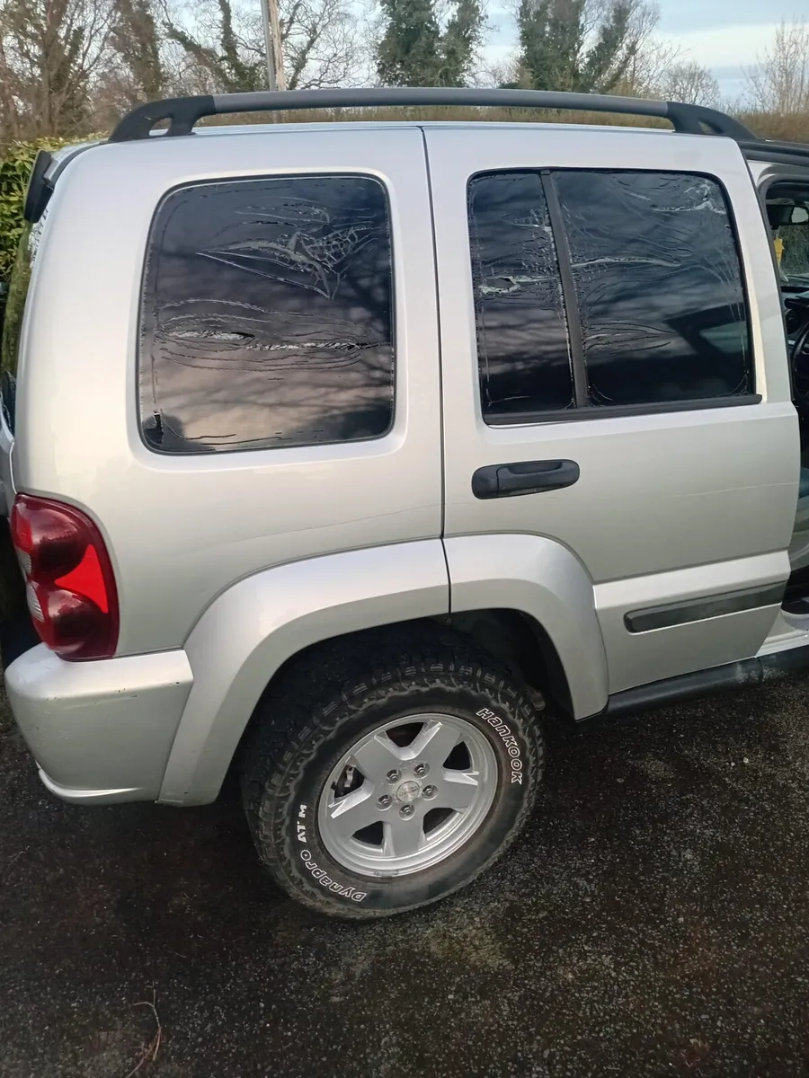 JEEP CHEROKEE doe8/26RARE, 2.8 TRADE IN CONSIDERED - Image 3