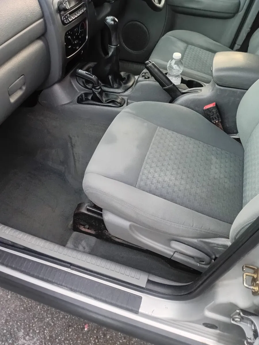 JEEP CHEROKEE doe8/26RARE, 2.8 TRADE IN CONSIDERED - Image 4