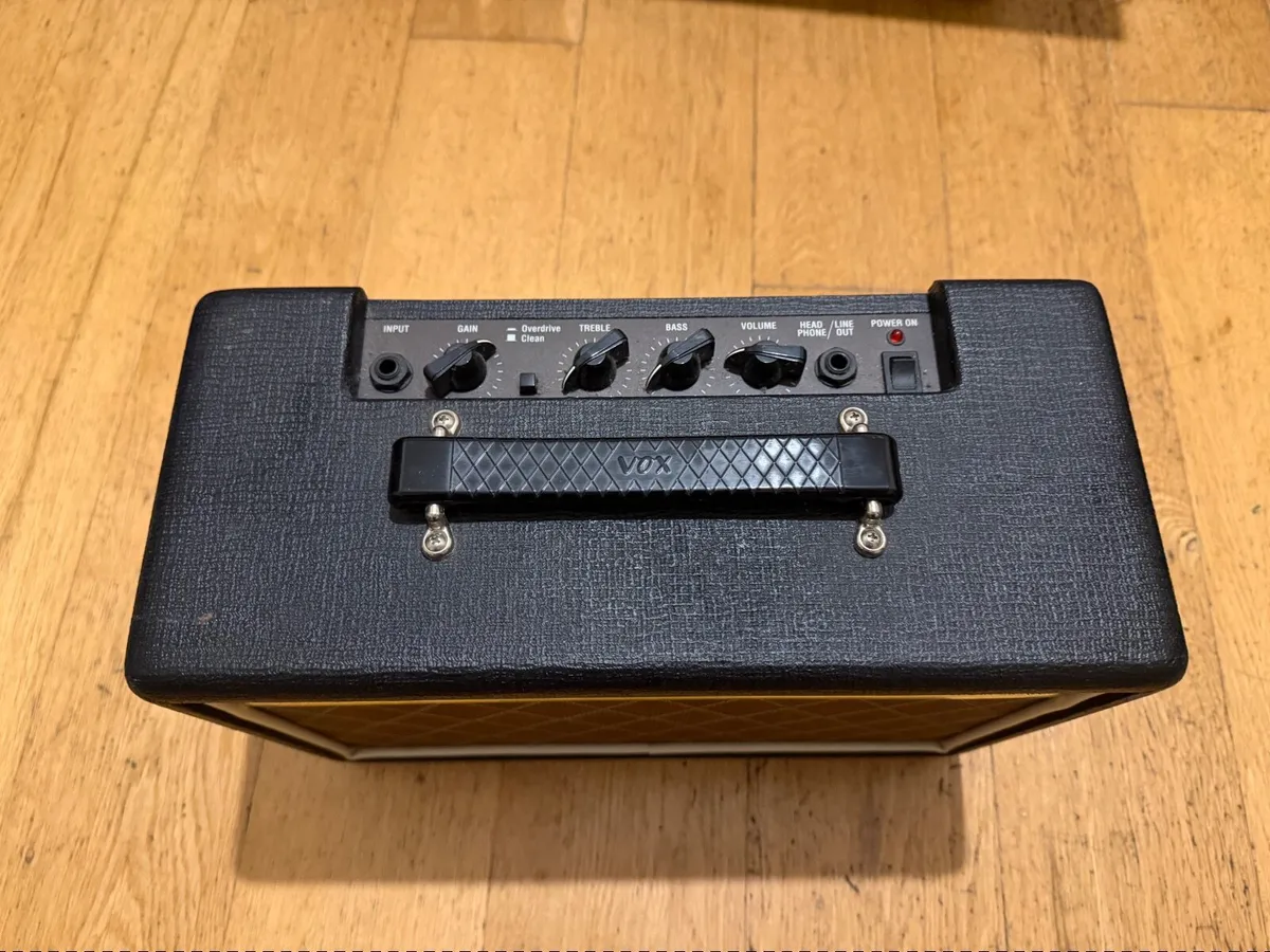 Vox Pathfinder 10 - 10W Electric Guitar Amplifier - Image 3