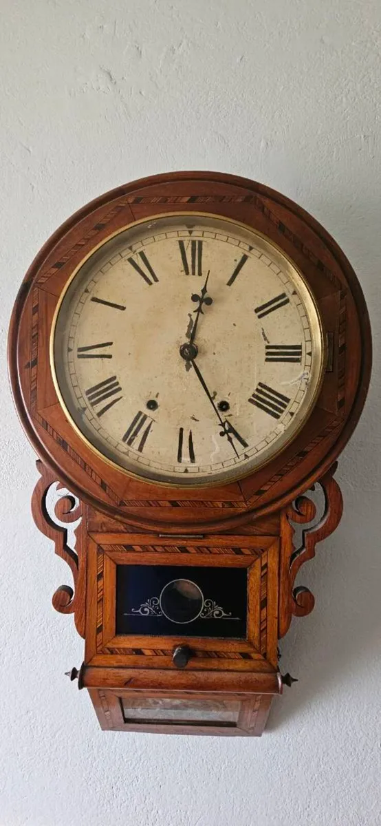 ANTIQUE CLOCK