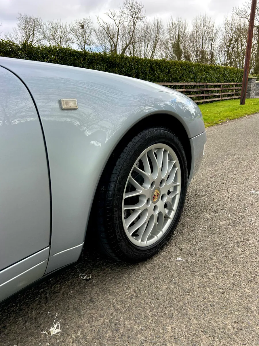 Porsche 911 (993 Carrera Manual) Only 74k miles - Image 3
