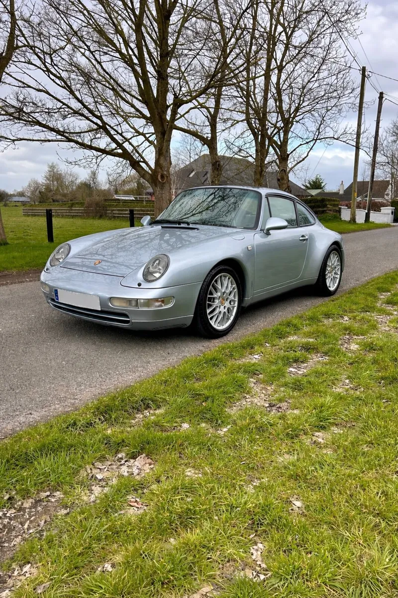 Porsche 911 (993 Carrera Manual) Only 74k miles - Image 1