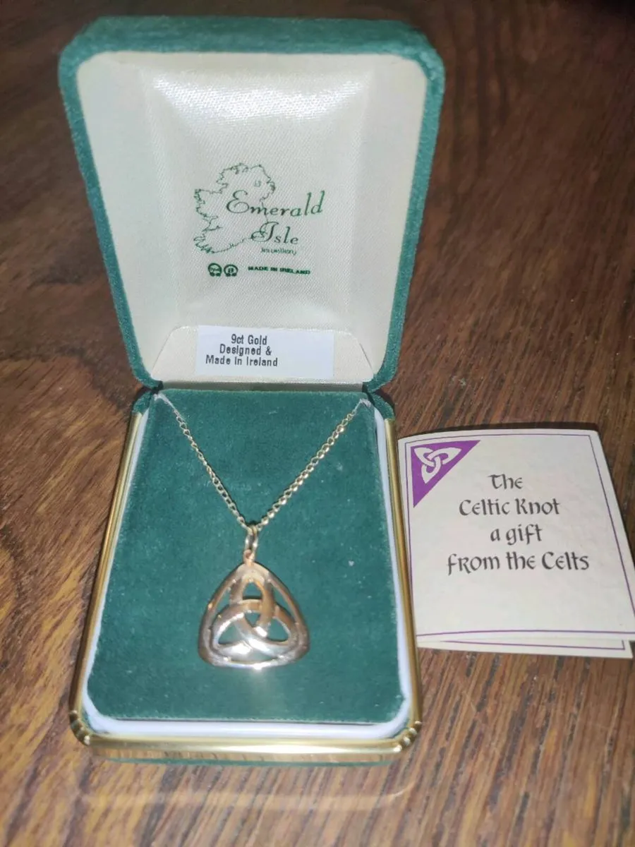 CELTIC KELLS BELCHER, 9CT Gold 18"Necklace & Cert - Image 1