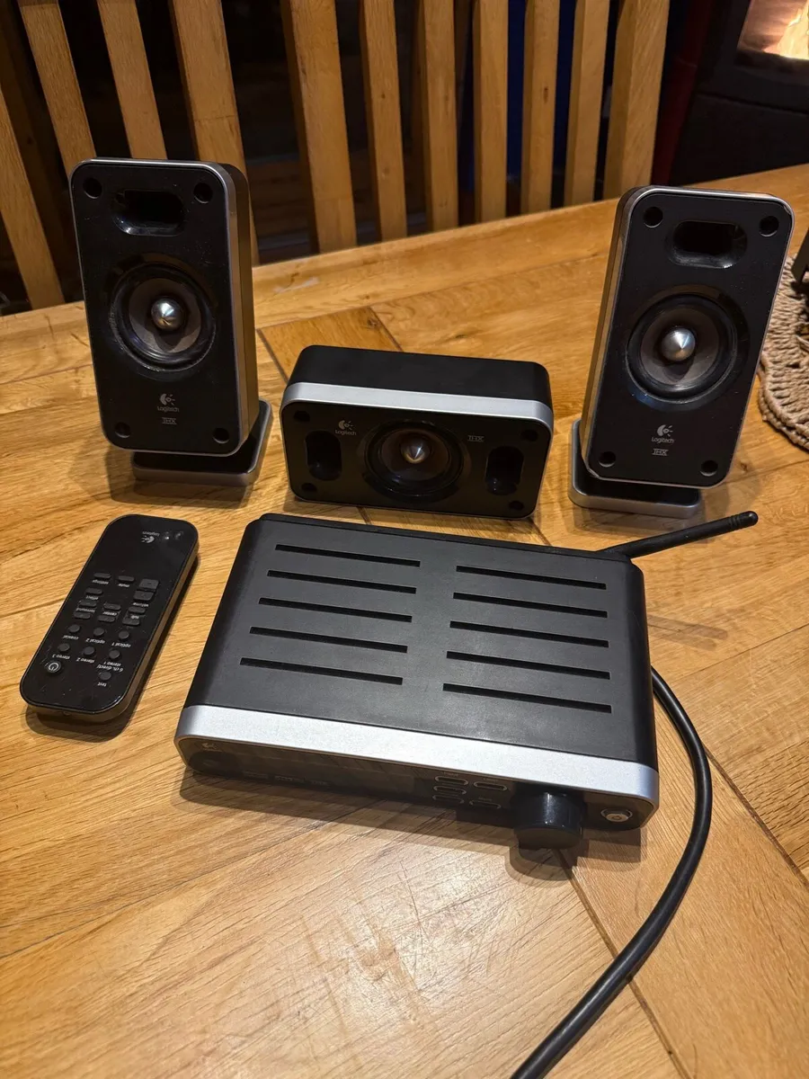 Logitech subwoofer and speaker - Image 1