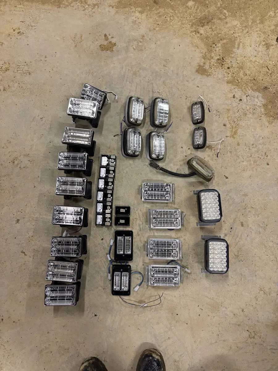 Whelen LED Emergency Lights- Ex Ambulance - Image 2