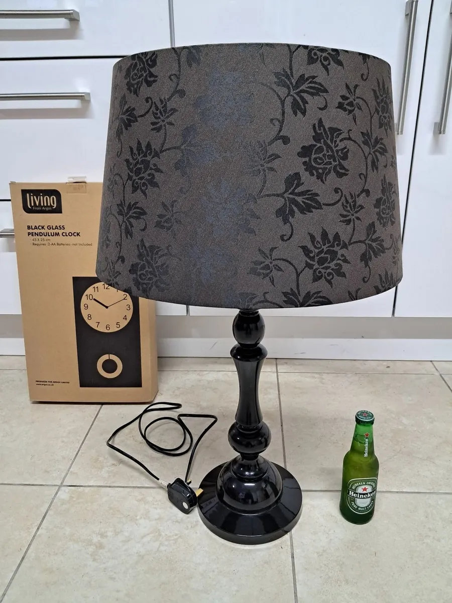BEDSIDE LIGHT OR TABLE LIGHT BIG BLACK SHADE NEW - Image 2