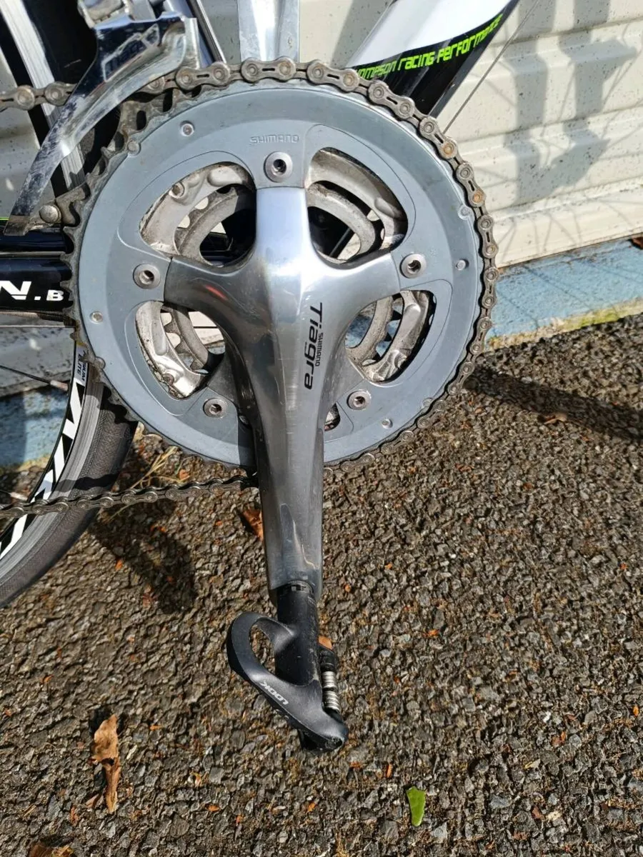 Thompson R7200 road bike - Image 4