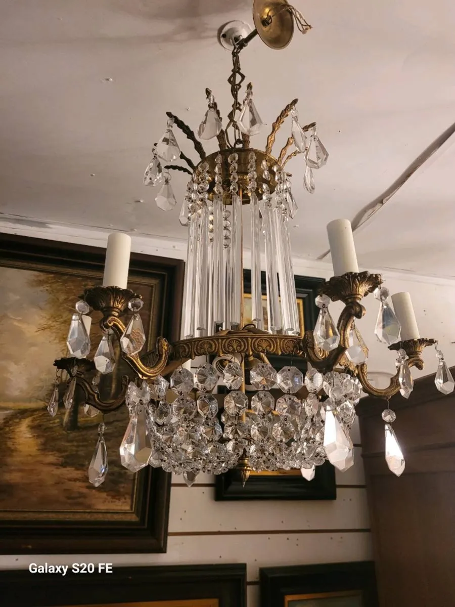 3 French crystal chandaliers 250 eu.each - Image 1