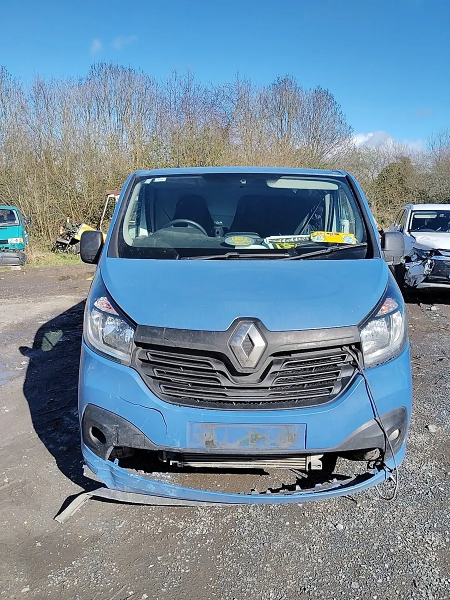Breaking Renault traffic 2016 1.6 diesel - Image 2