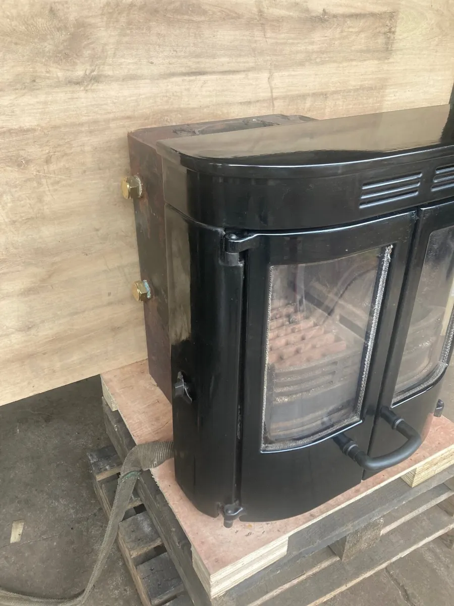 Stove Charnwood SLX 45 insert boiler - Image 2