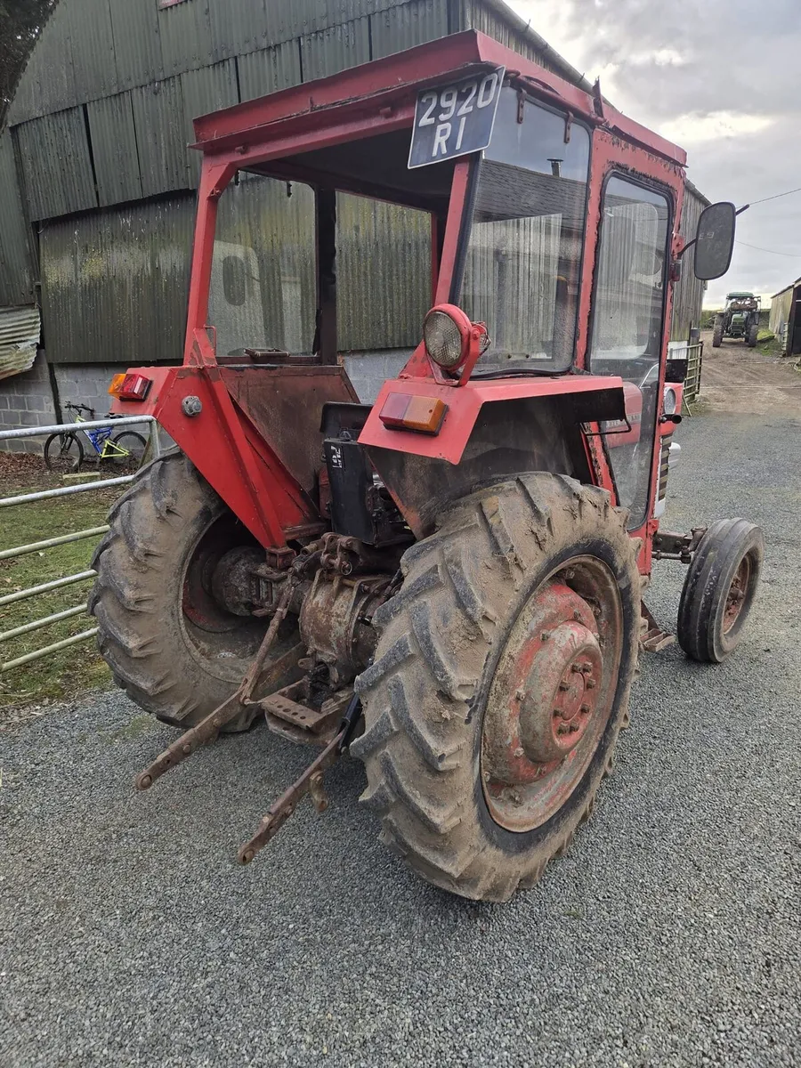 Massey 165 tractor - Image 2