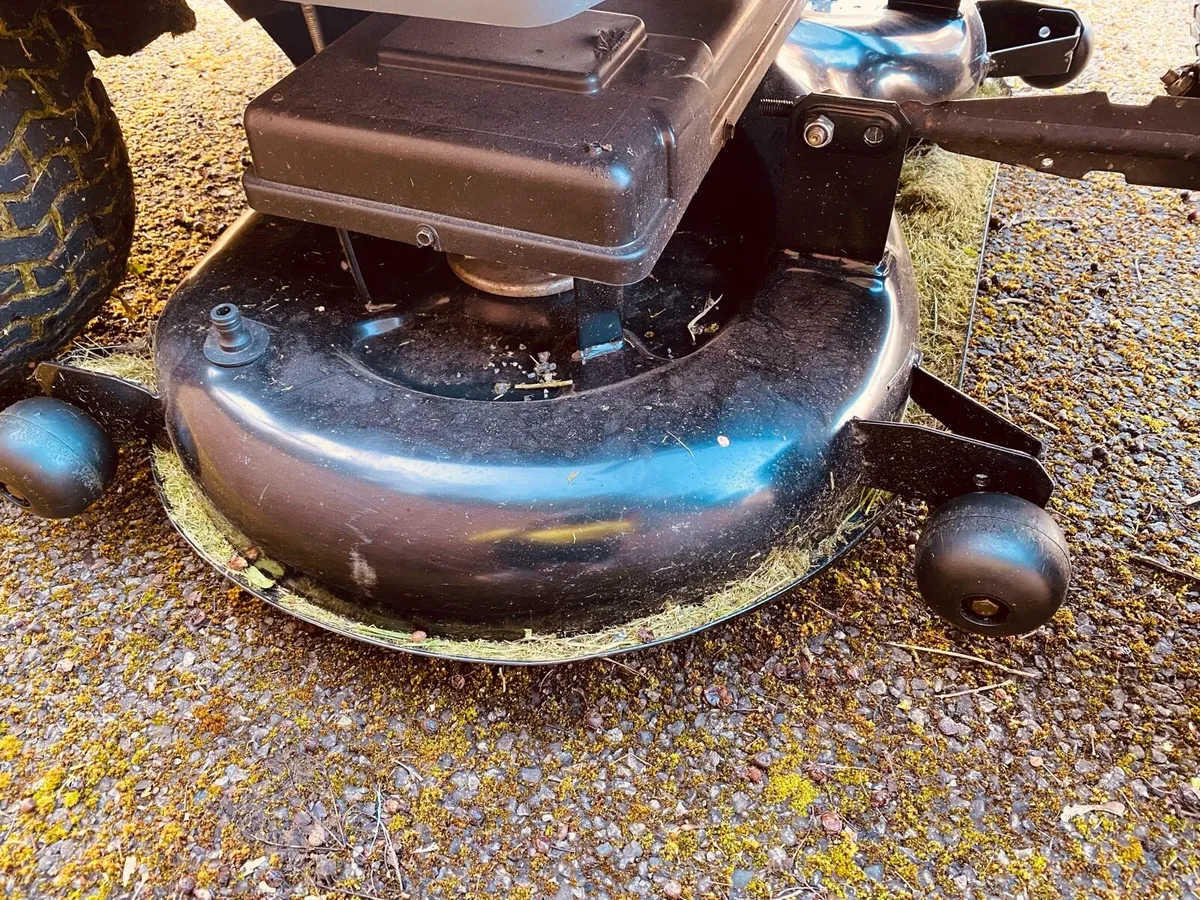 Castlegarden ride on mower XT190HD - Image 3