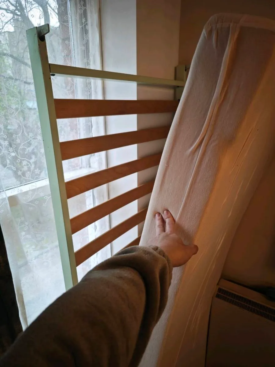 Single Bed - Image 4