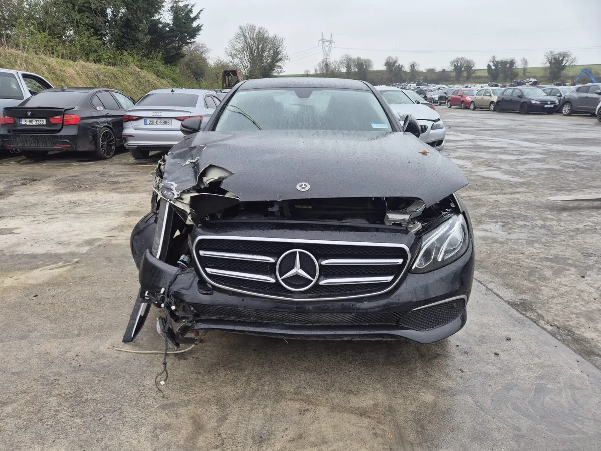 2019 Mercedes EClass *For Parts* - Image 2