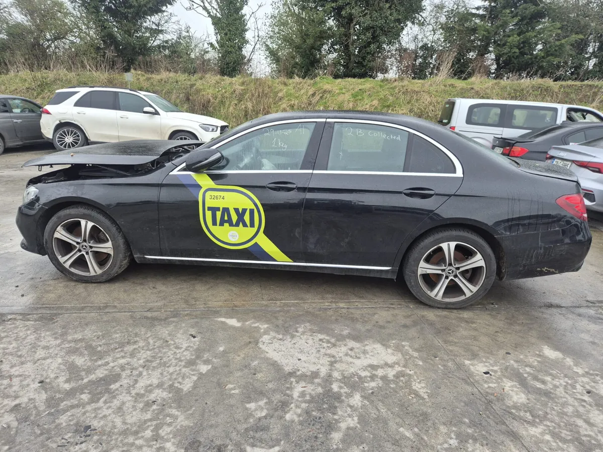 2019 Mercedes EClass *For Parts* - Image 1