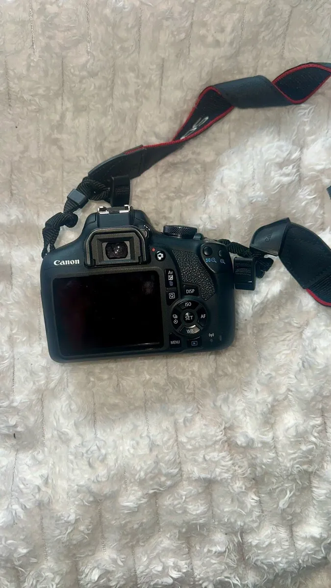 Canon EOS DSLR 2000D Camera Body, Black - Image 2