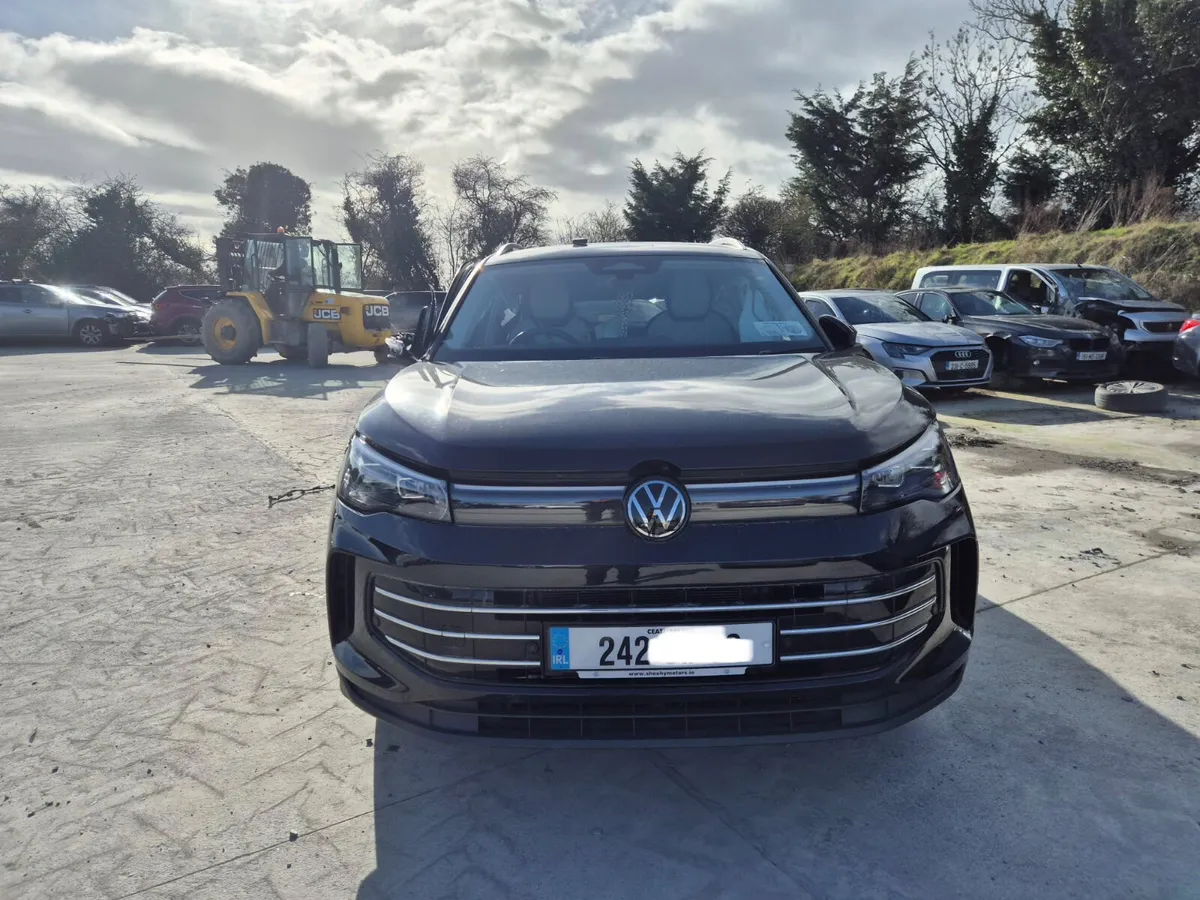 2024 Volkswagen Tiguan *For Parts* - Image 1
