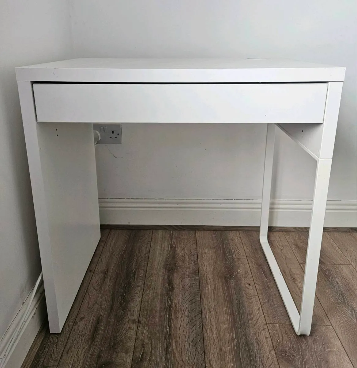 IKEA small white desk - Image 1