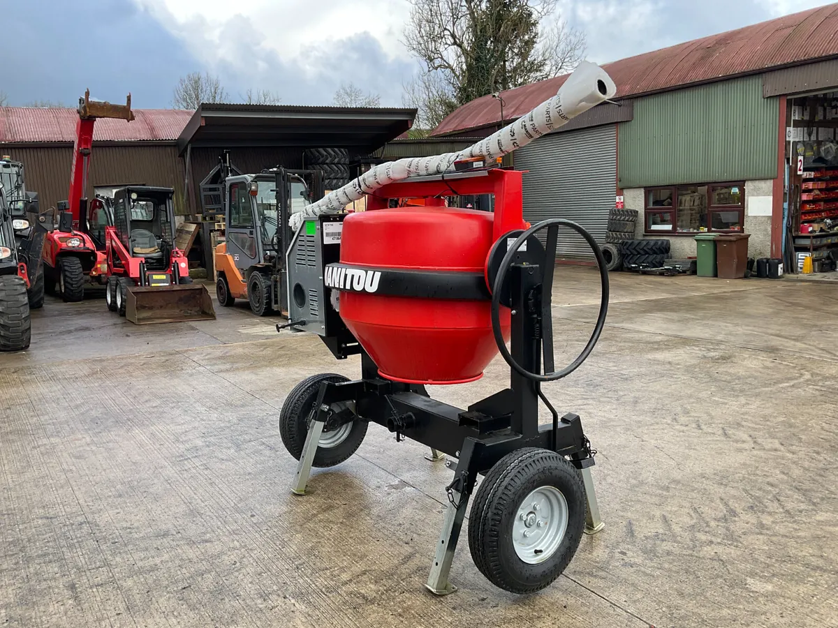 Manitou CMT 340 Cement Mixer - Image 3