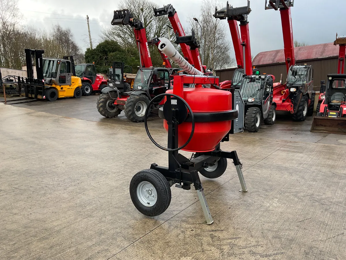 Manitou CMT 340 Cement Mixer - Image 2