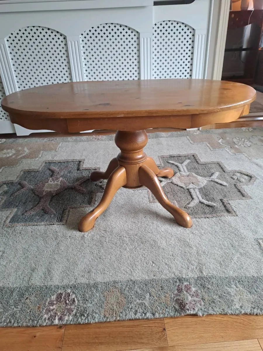 Wooden coffee table - Image 1