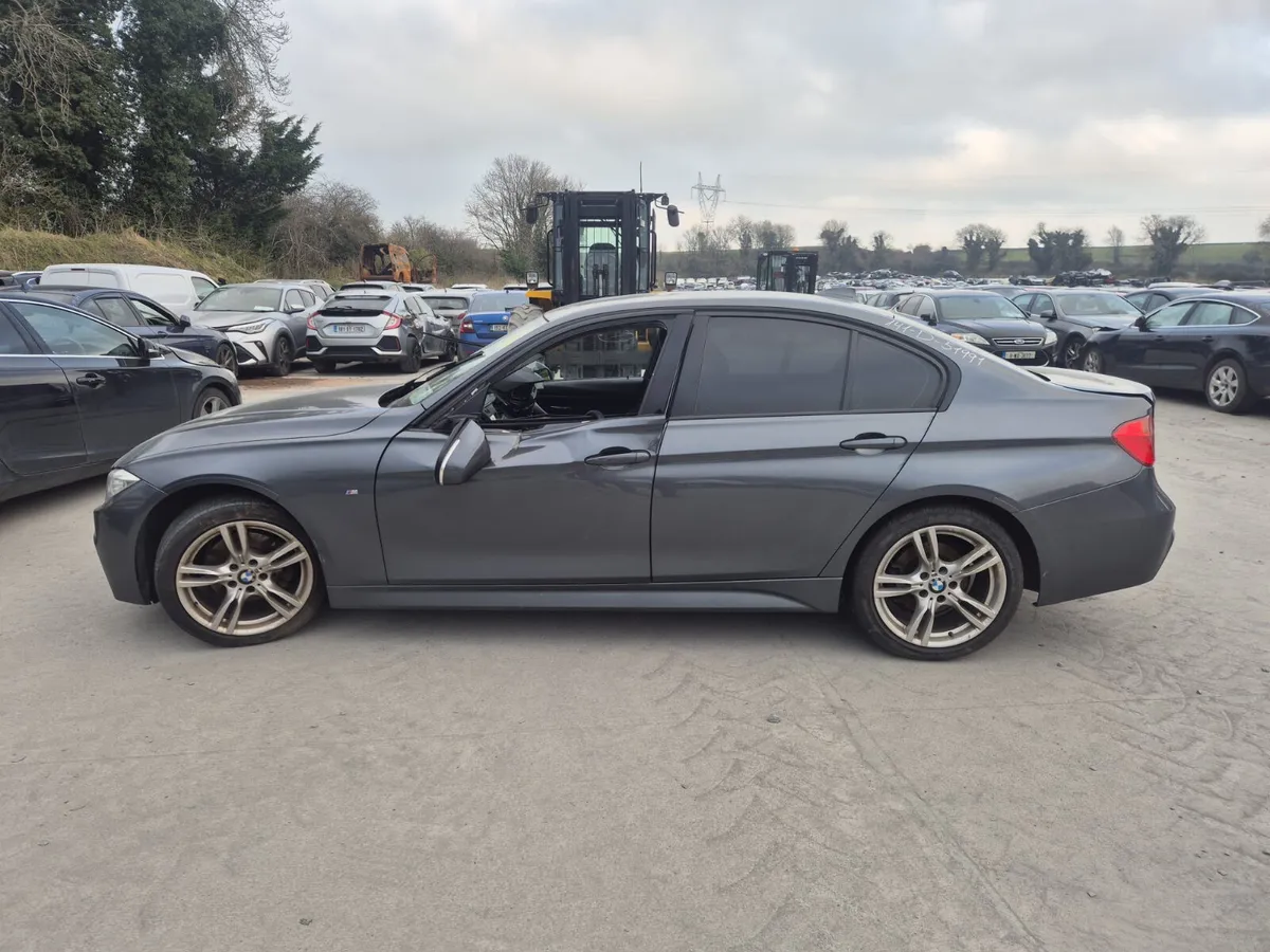 2014 BMW 320d *For Parts* - Image 3