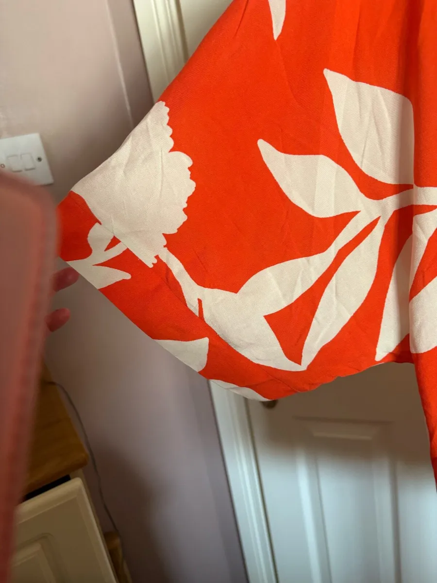 Ladies top - Image 3