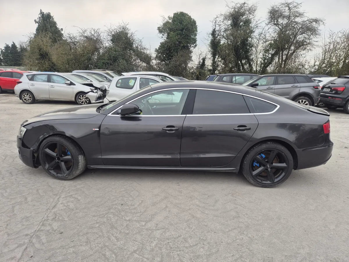 2011 Audi A5 *For Parts* - Image 3