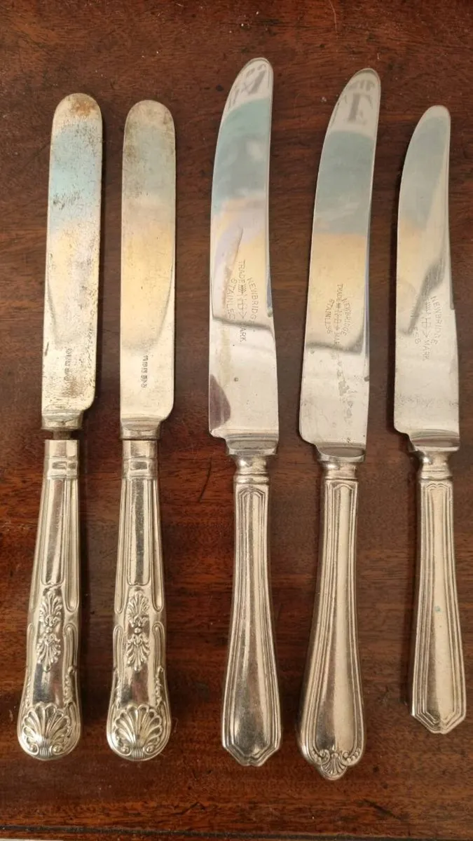 Antique Collection of Knifes - Image 1