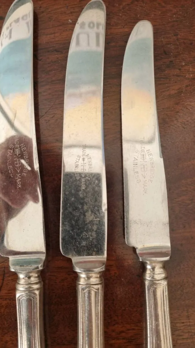 Antique Collection of Knifes - Image 2