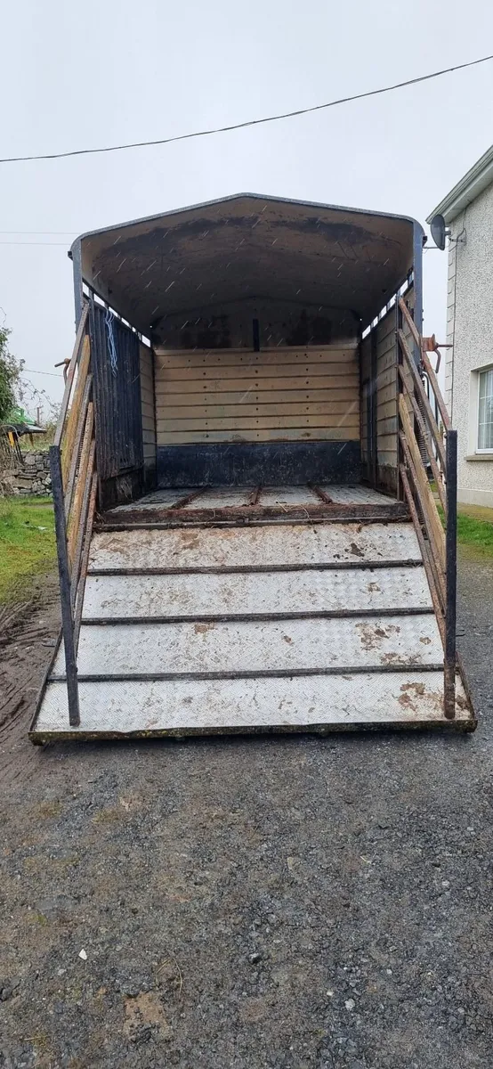 Cattle truck - Image 4