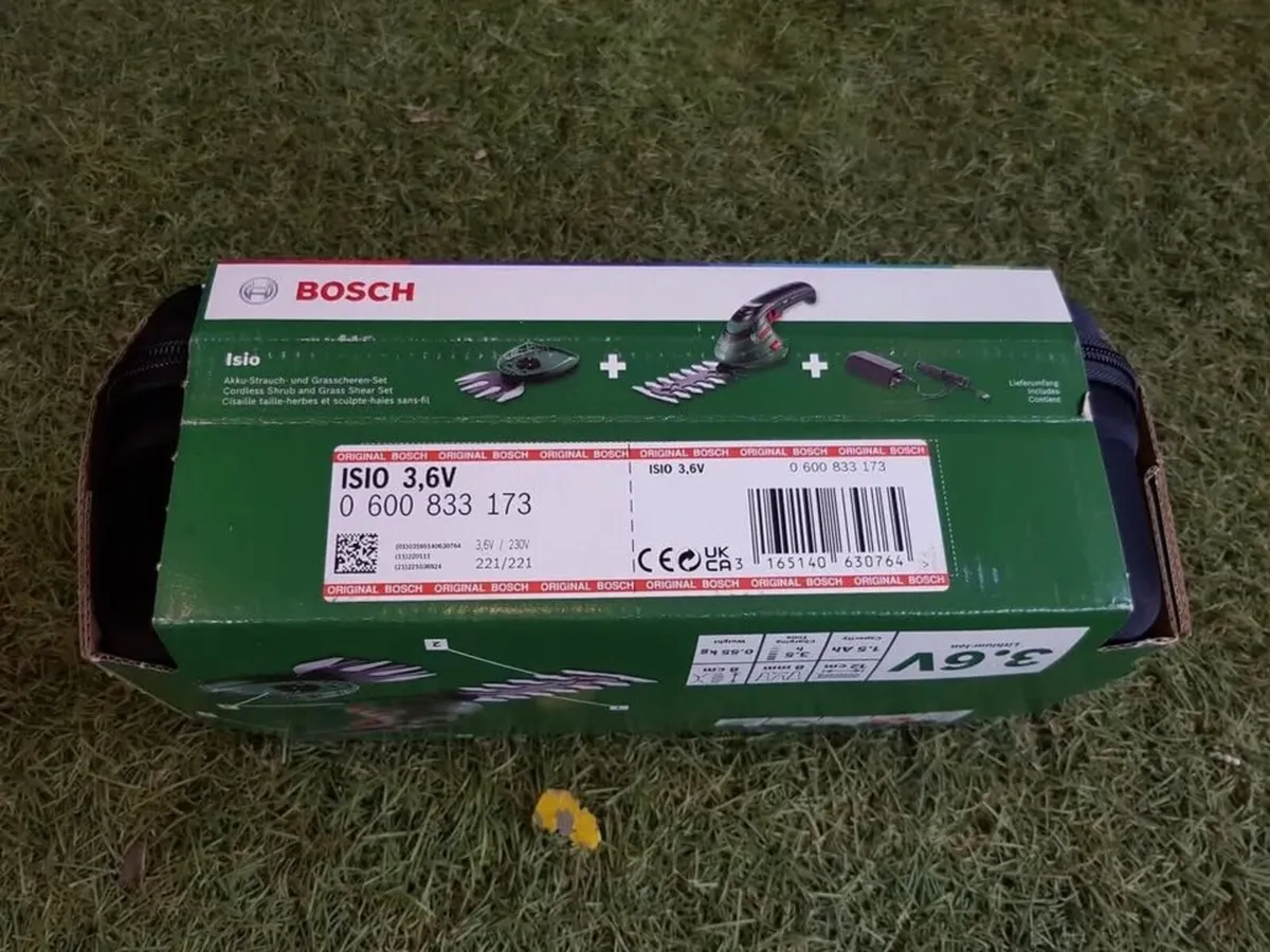 BOSCH CORDLESS SHRUB AND GRASS SHEAR SET - Image 2