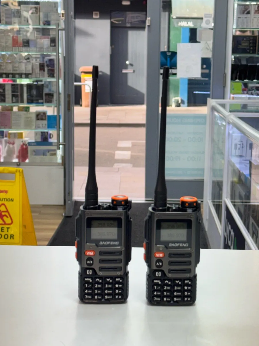 Walkie Talkie Walkie Talkie Walkie Talkie