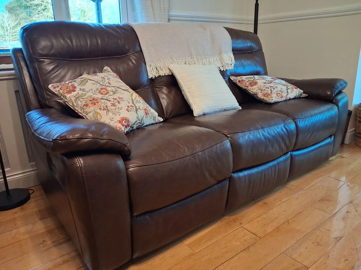 2-seater and 3-seater settee - Image 1