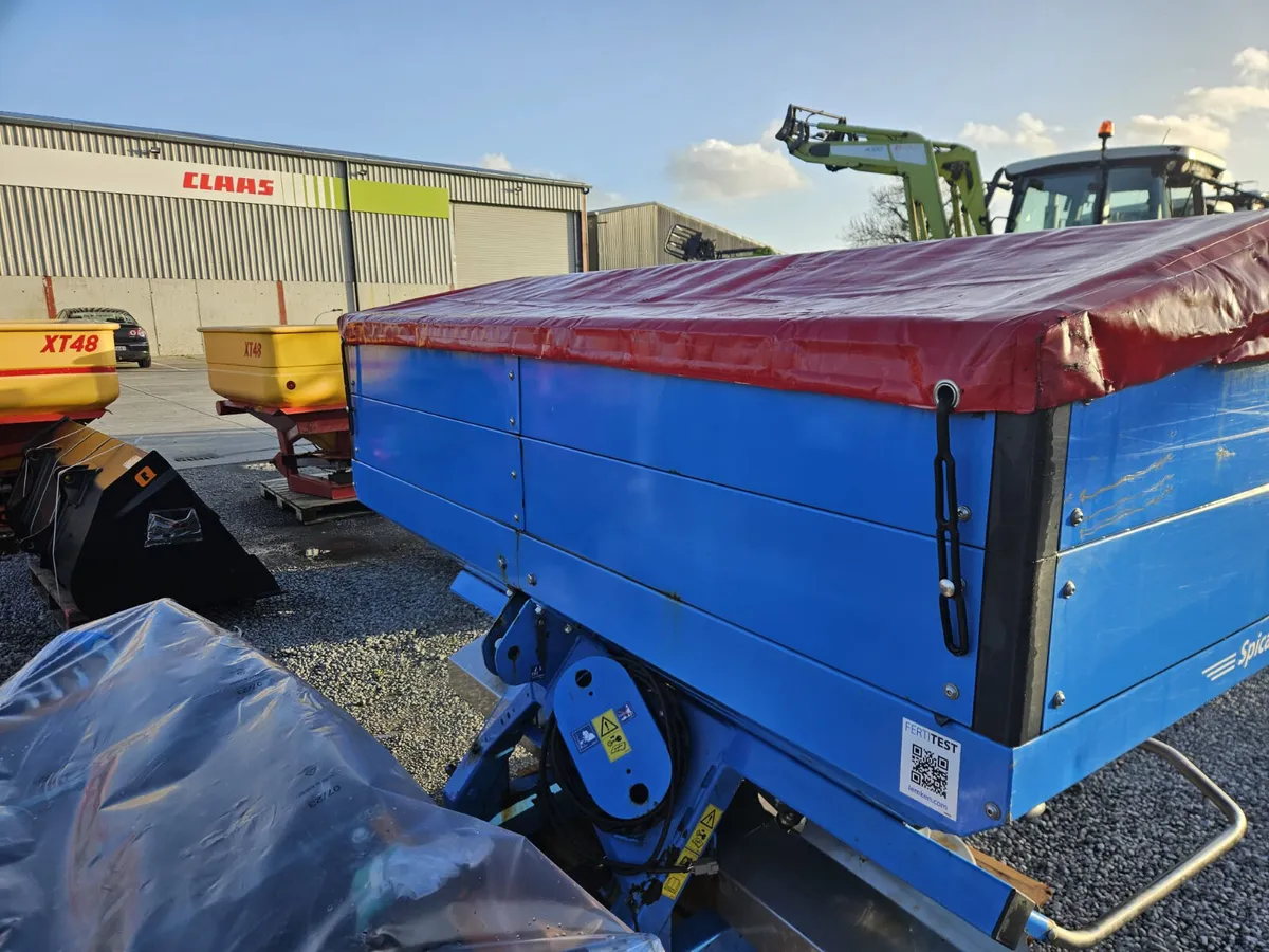 LEMKEN SPICA 2TON  Fertilizer Spreader - Image 3
