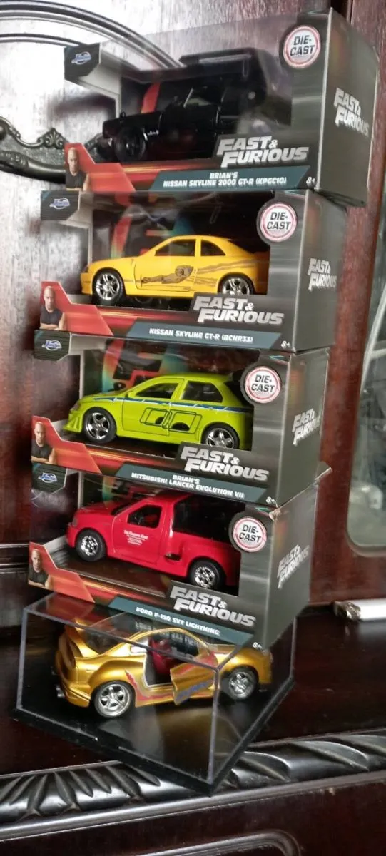 A COLLECTION OF FAST & FURIOUS MOVIE DIE-CAST CARS - Image 1