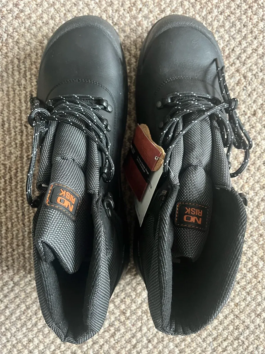 New safety boots - Image 4