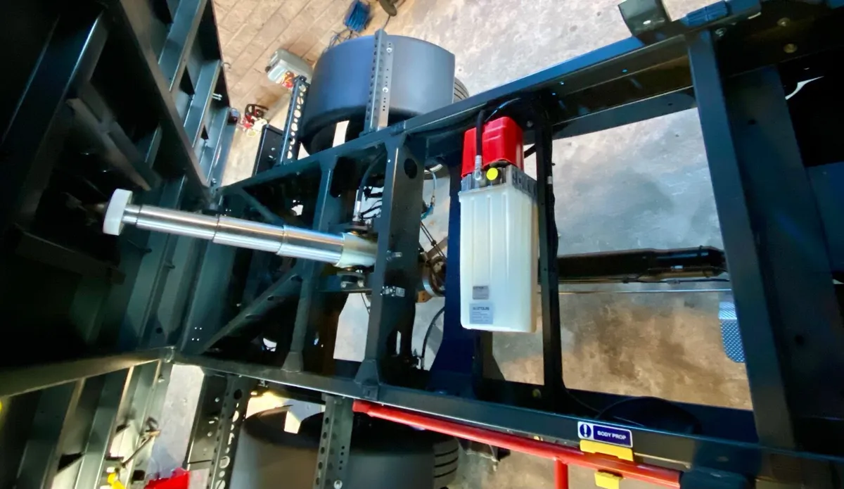 Tipping body/Tool pod set - Image 2