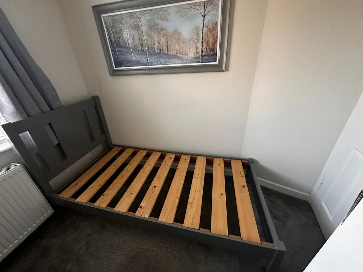 Bed frame - Image 3