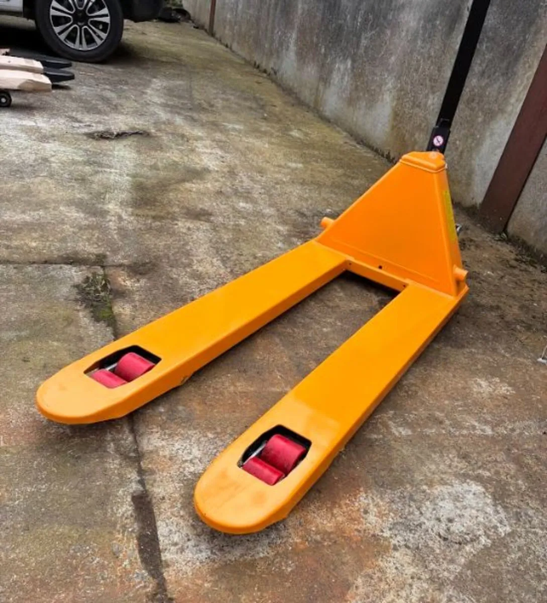 New Hand Pallet Truck - Image 3