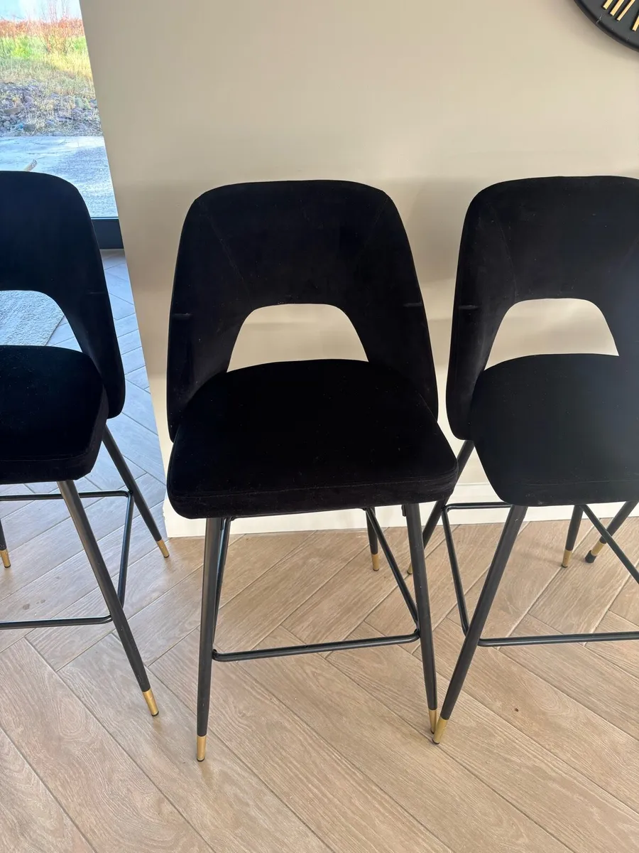 Island chairs - Image 3