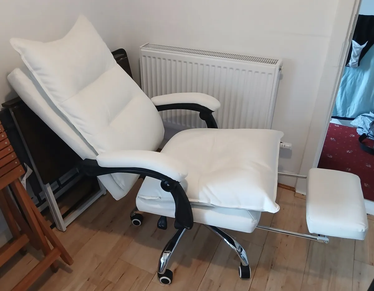 Office chair - Image 2