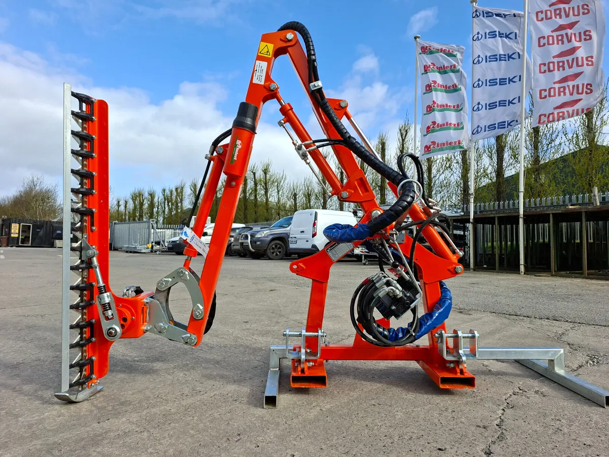 Rinieri BRM 120 finger bar hedge trimmer - Image 3