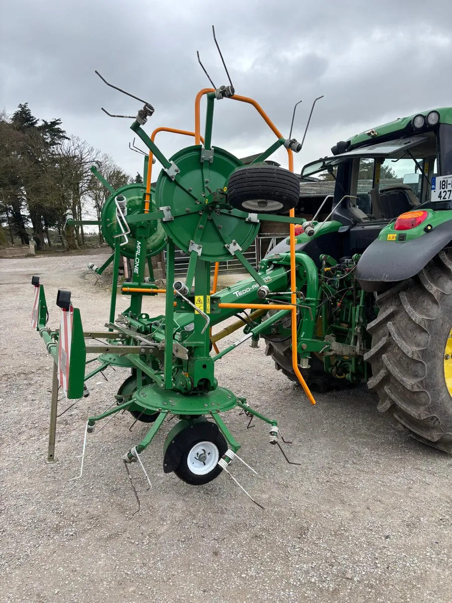 Malone 570  4 Rotor Tedder - Image 1