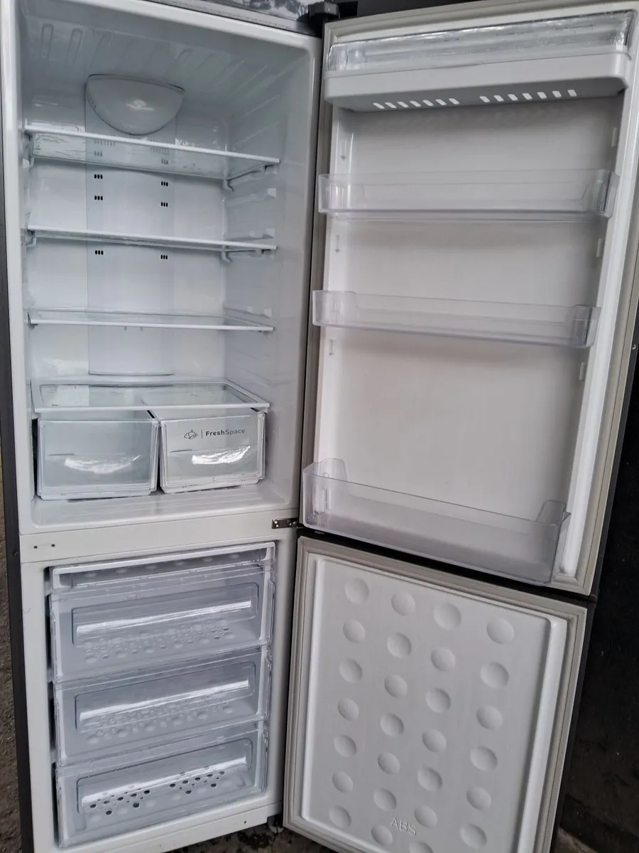 FRIDGE AND FREEZER FULL FROST FREE - Image 4
