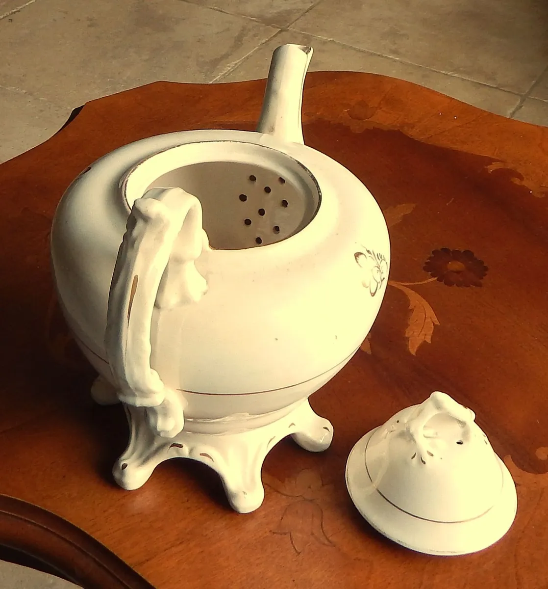 Vintage Porcelain Teapot on Footed Base - Image 4